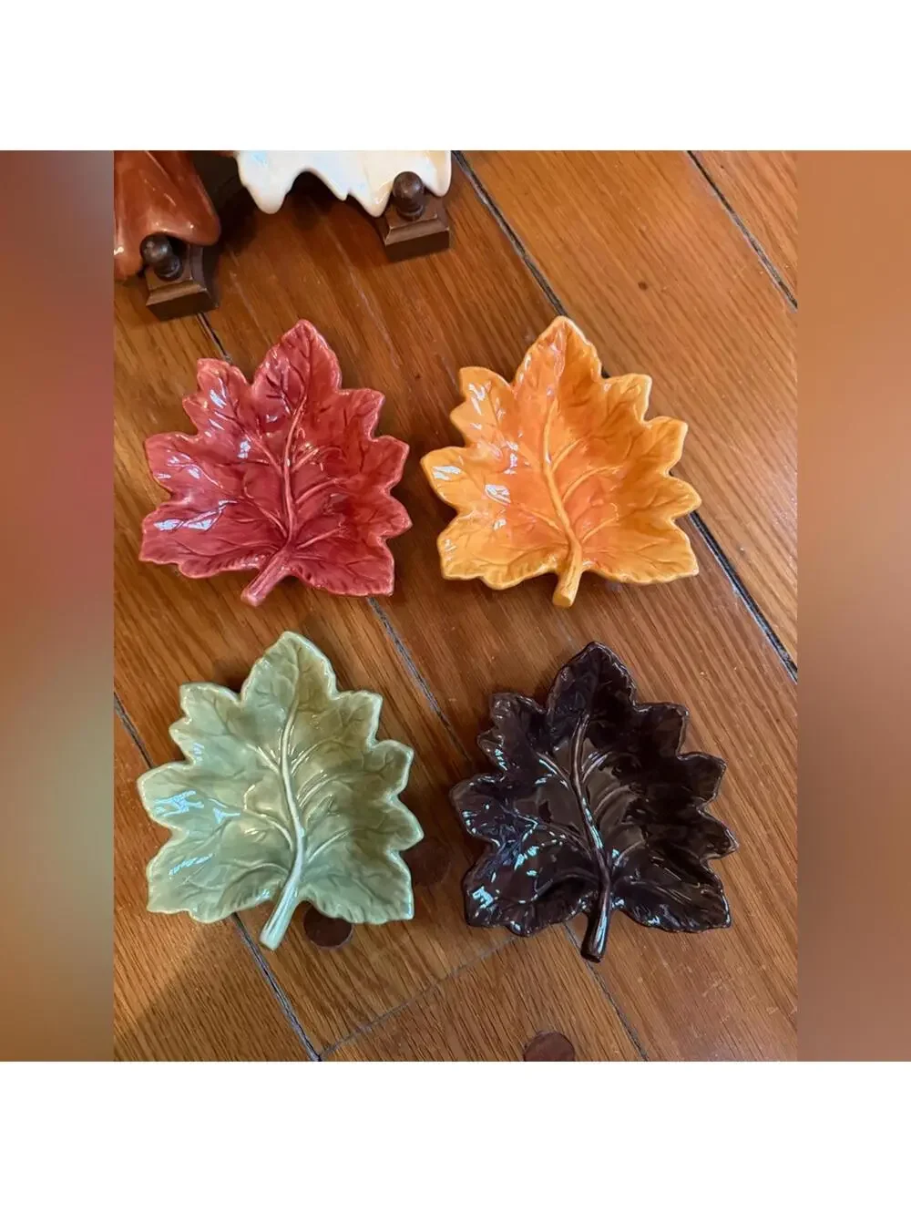 Vintage Oak & Maple Leaf candy/nut dish w 4 handcrafted matching leaf plates.